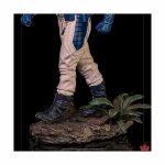 Iron-Studios-Peacemaker-Art-Scale-1-10-5